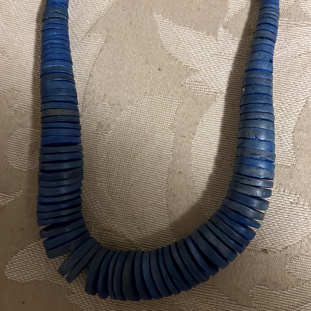 Blue necklace - Picture 2 of 3